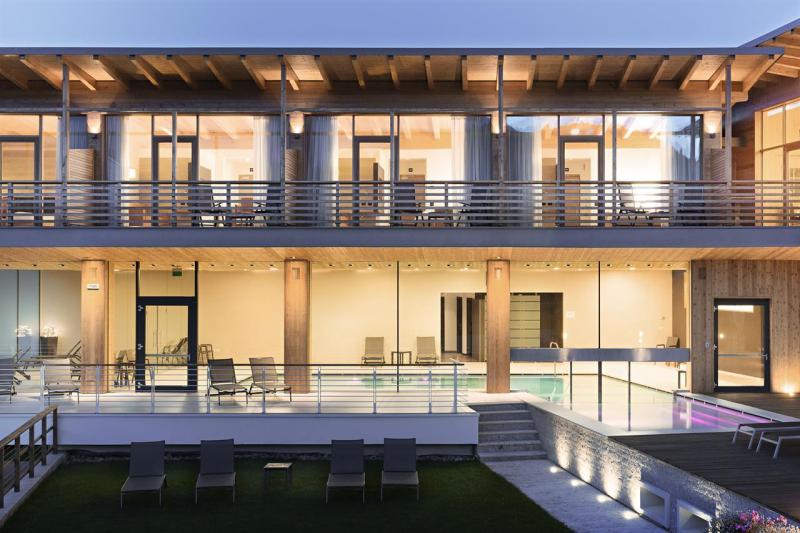 530f4237-35df-4c25-bff4-4220ca0cf3dd,412496.jpg?WebbinsCacheCounter=8