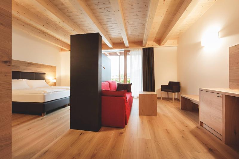 7cf09c90-fc48-42d1-a1e7-9e3b7fab5ad5,420762.jpg?WebbinsCacheCounter=2