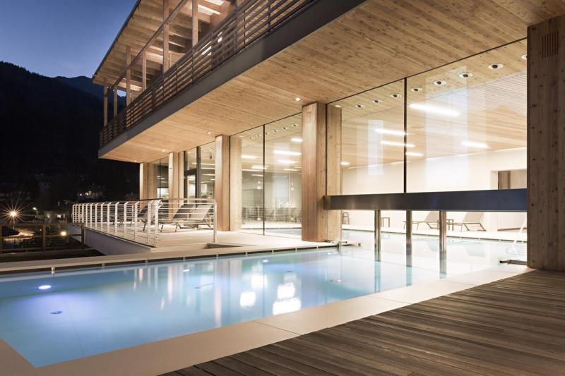 8d0f5947-76cc-4323-ae91-bef3aa56186d,412476.jpg?WebbinsCacheCounter=9