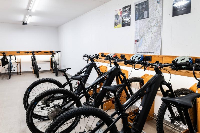 b55e1bd3-6d69-4118-b43d-f4955b2d75a5,420736.jpg?WebbinsCacheCounter=2