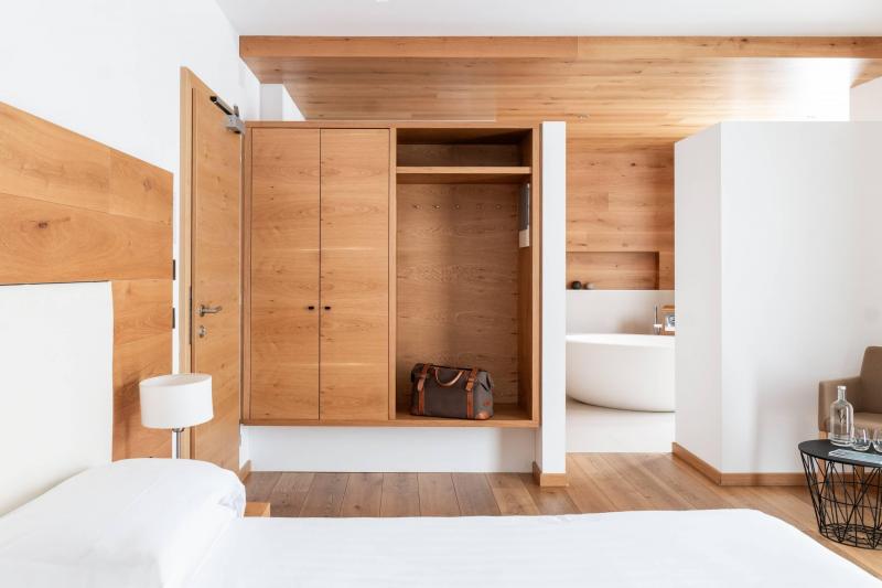 c03189d2-c687-4632-9a7d-ddc9e0c2c6e7,420740.jpg?WebbinsCacheCounter=2