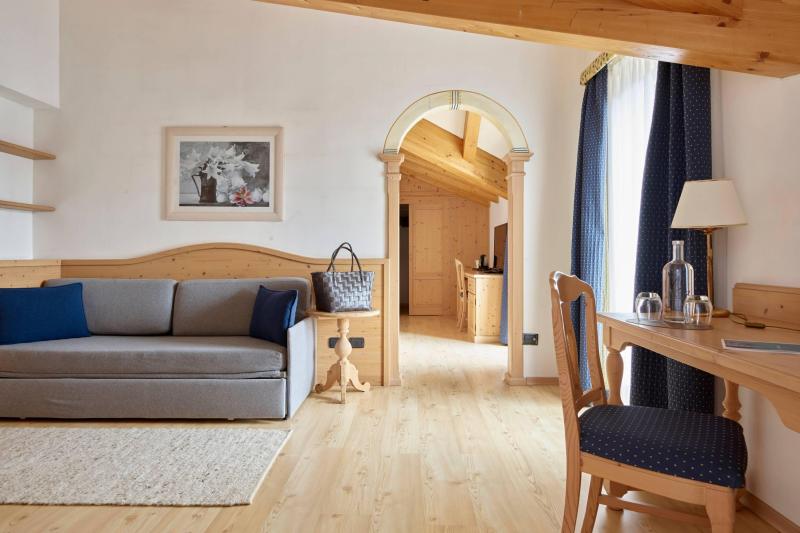 c86812a4-22f3-4490-bfc3-a16c66ab352c,420753.jpg?WebbinsCacheCounter=2