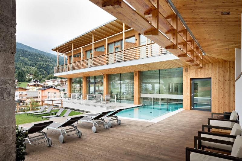 fa69336c-86f5-42ef-bc88-a6044191d450,420761.jpg?WebbinsCacheCounter=2